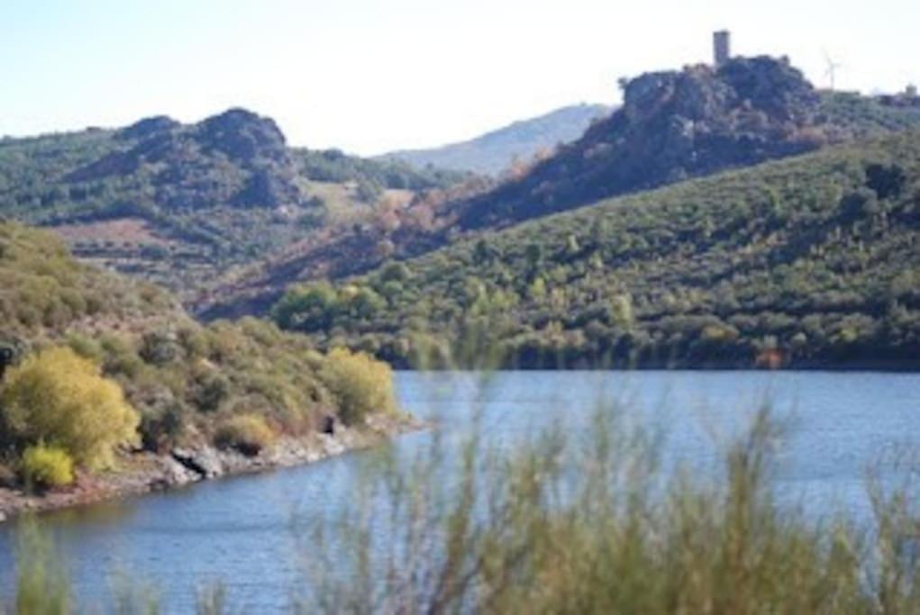 Anju-Pardal Villa Mogadouro  Luaran gambar