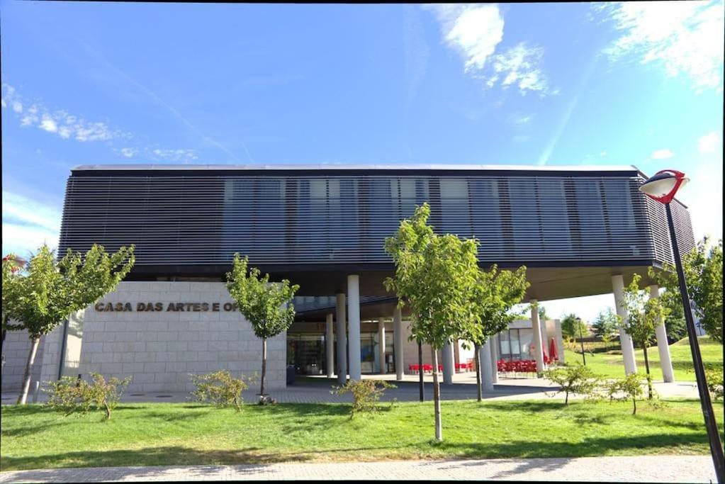 Anju-Pardal Villa Mogadouro  Luaran gambar