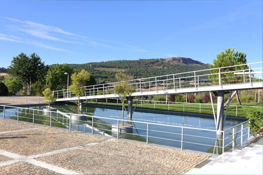 Anju-Pardal Villa Mogadouro  Luaran gambar