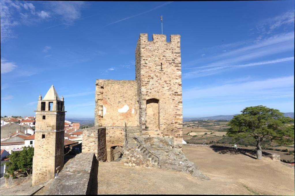 Anju-Pardal Villa Mogadouro  Luaran gambar
