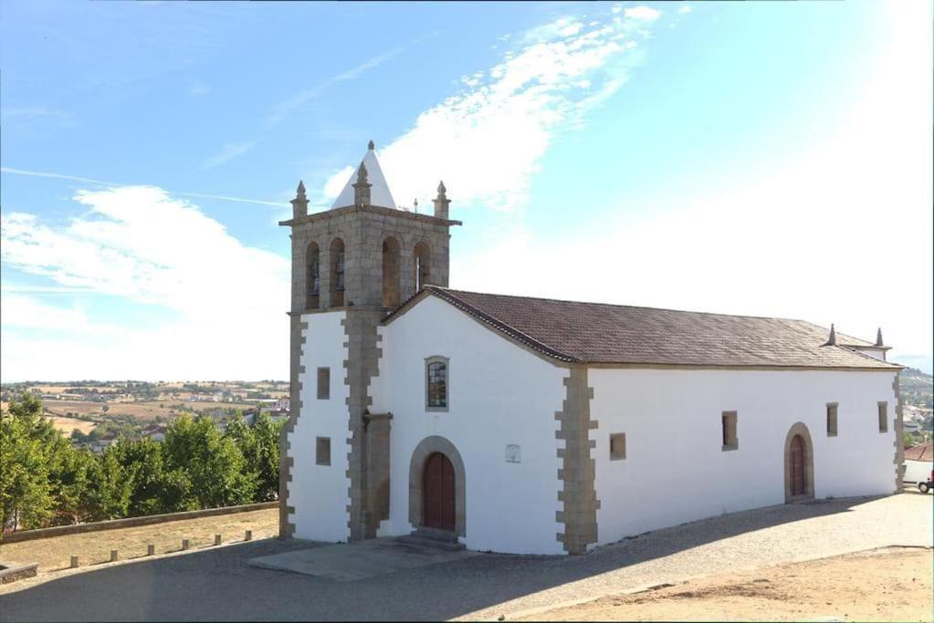 Anju-Pardal Villa Mogadouro  Luaran gambar